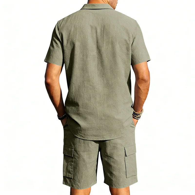 FRANK™ | Sæt med herreshorts og skjorte med praktiske lommer