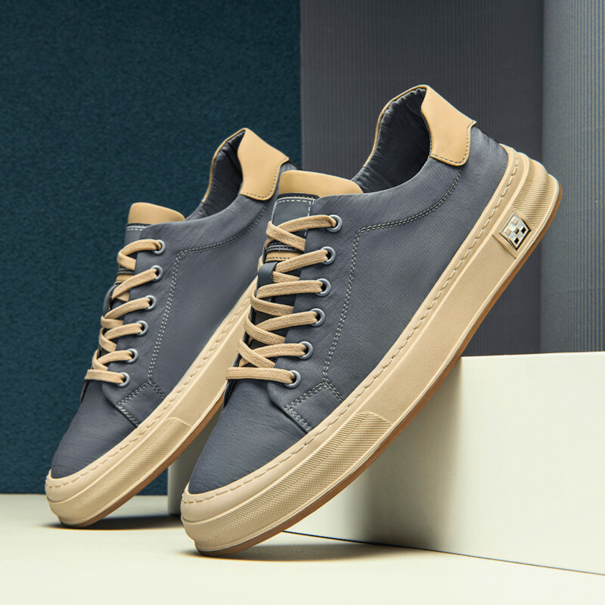 FRANK™ | AFSLAPPEDE STOFSNEAKERS TIL MÆND