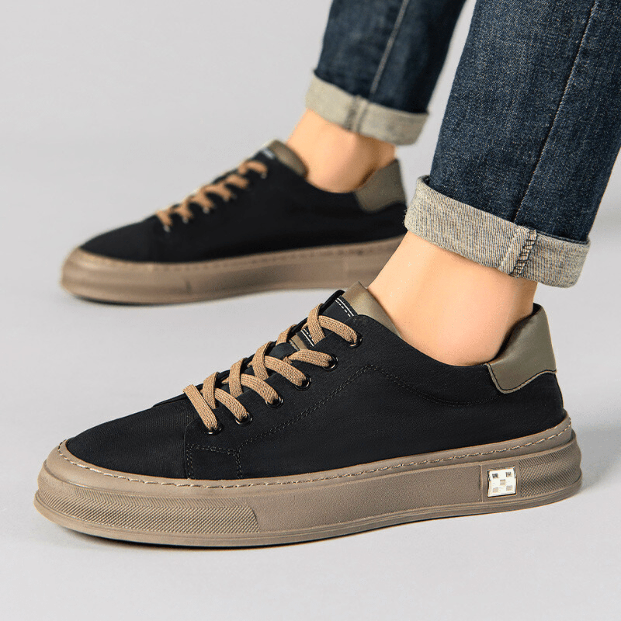 FRANK™ | AFSLAPPEDE STOFSNEAKERS TIL MÆND